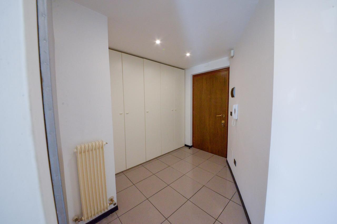 Apartment White Dream