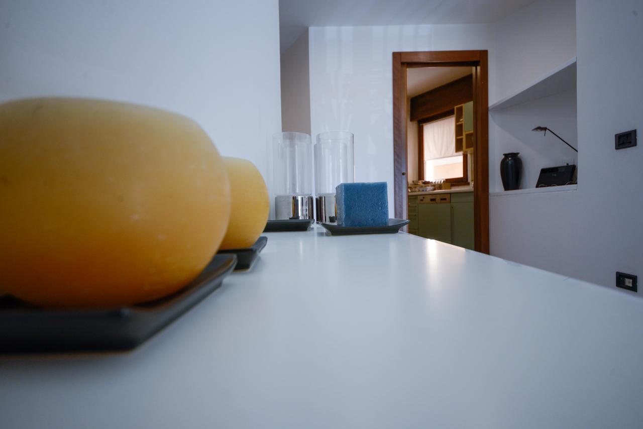 Apartment White Dream *